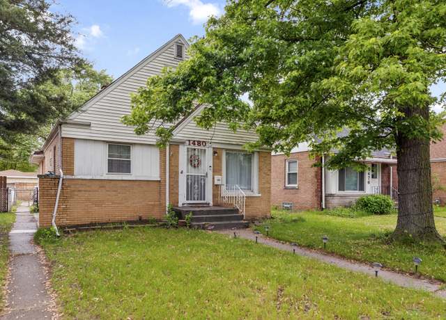 Property at 1480 State Line Rd, Calumet City, IL 60409, 4 beds, 1 bath