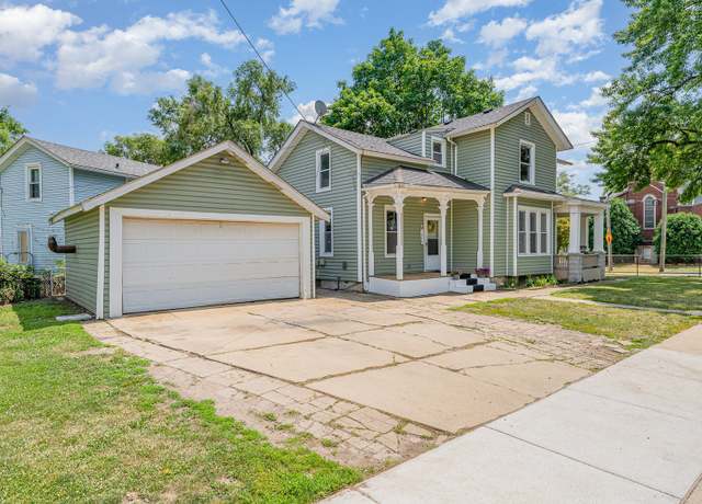 Property at 528 E Benton St, Aurora, IL 60505, 6 beds, 2.5 baths
