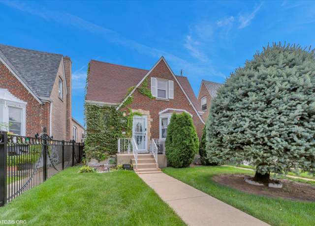Property at 2921 N Mobile Ave, Chicago, IL 60634, 4 beds, 2.5 baths
