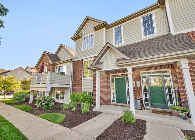 Property at 15810 Scotsglen Rd, Orland Park, IL 60462, 3 beds, 2.5 baths