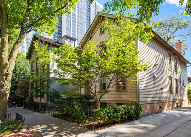 Property at 229 W Eugenie St, Chicago, IL 60614, 4 beds, 4.5 baths
