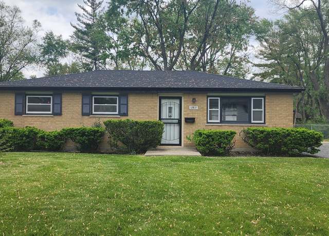 Property at 17817 Rosewood Ter, Country Club Hills, IL 60478, 3 beds, 2 baths