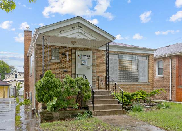 Property at 9241 S Kingston Ave, Chicago, IL 60617, 3 beds, 1.5 baths