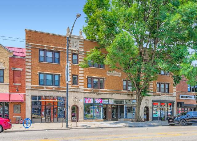 Property at 6236 N Broadway Ave #3, Chicago, IL 60660, 2 beds, 1 bath