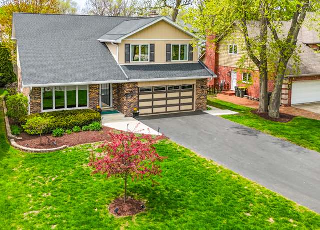 Property at 634 S Edgewood Ave, La Grange, IL 60525, 4 beds, 2.5 baths