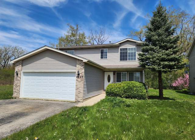 Property at 2940 W Country Club Ave, Waukegan, IL 60085, 4 beds, 2.5 baths