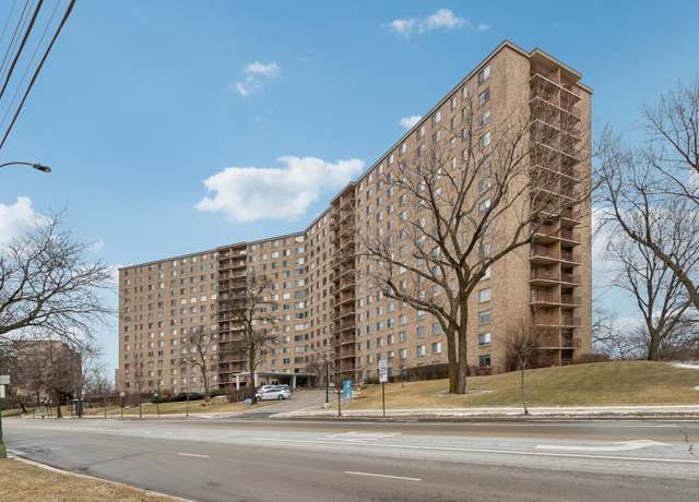 Property at 6833 N Kedzie Ave #306, Chicago, IL 60645, 2 beds, 2 baths