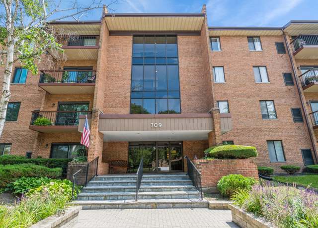 Property at 709 79th St #401, Darien, IL 60561, 2 beds, 2 baths