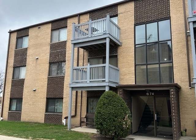 Property at 674 Pinecrest Dr #203, Prospect Heights, IL 60070, 2 beds, 2 baths