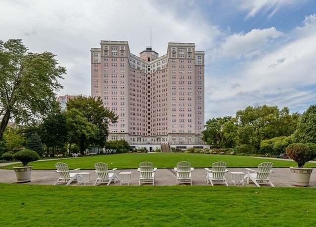 Property at 5555 N Sheridan Rd #904, Chicago, IL 60640, 1 bed, 1 bath