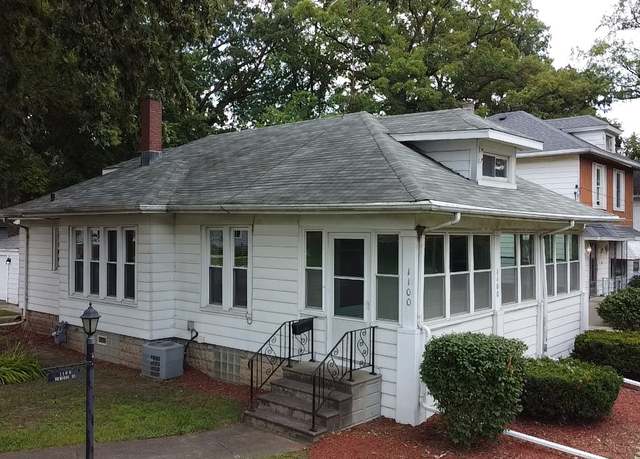 Property at 1100 Richards St, Joliet, IL 60433, 2 beds, 1 bath