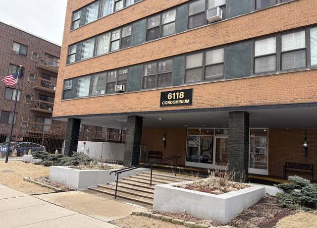 Property at 6118 N Sheridan Rd #206, Chicago, IL 60660, 1 bath