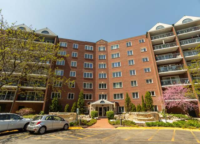Property at 8560 W Foster Ave #209, Norridge, IL 60706, 2 beds, 2 baths