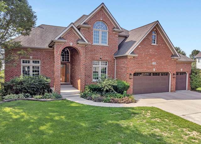 Property at 21133 Kenmare Dr, Shorewood, IL 60404, 4 beds, 3.5 baths