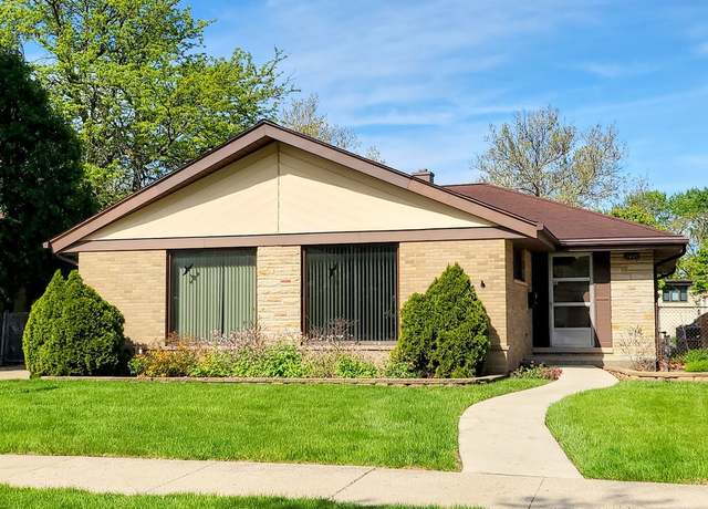 Property at 2448 Hawthorne Ave, Westchester, IL 60154, 3 beds, 2 baths