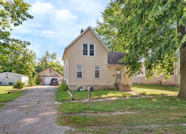Property at 309 E Elk St, Odell, IL 60460, 3 beds, 1 bath