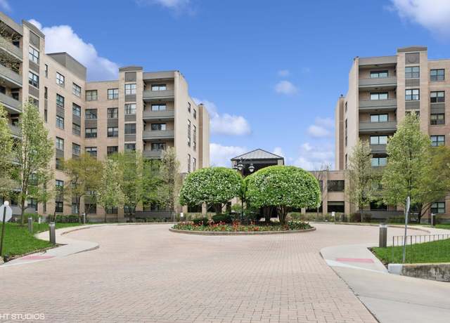 Property at 4545 W Touhy Ave #117, Lincolnwood, IL 60712, 2 beds, 2 baths