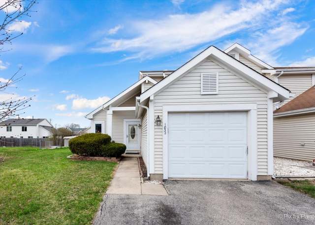 Property at 1832 Schmale Ct, Glendale Heights, IL 60139, 2 beds, 1.5 baths
