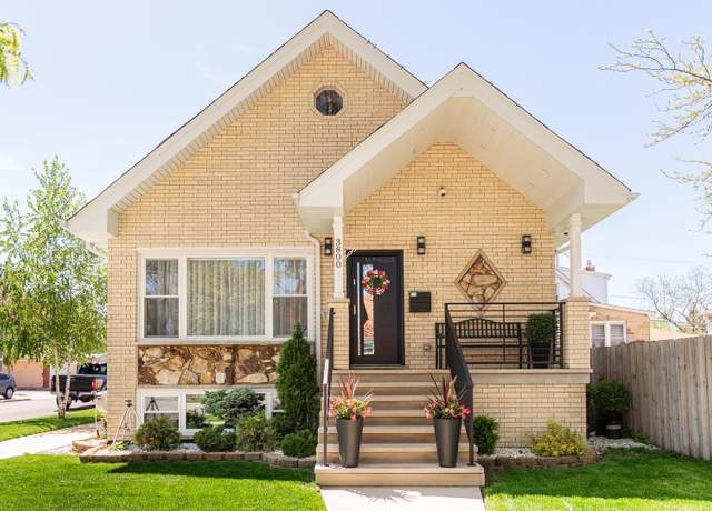 Property at 3800 N Oketo Ave, Chicago, IL 60634, 5 beds, 3 baths