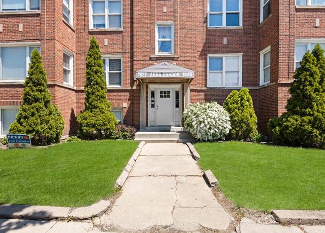 Property at 1637 S 48th Ct #9, Cicero, IL 60804, 3 beds, 1 bath
