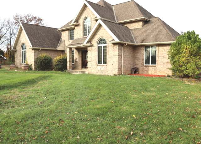 Property at 2507 1/2 E Washington St, Joliet, IL 60433, 3 beds, 2.5 baths