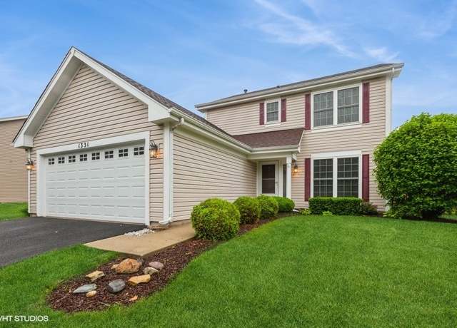 Property at 1331 Parkside Dr, Bolingbrook, IL 60490, 3 beds, 2.5 baths