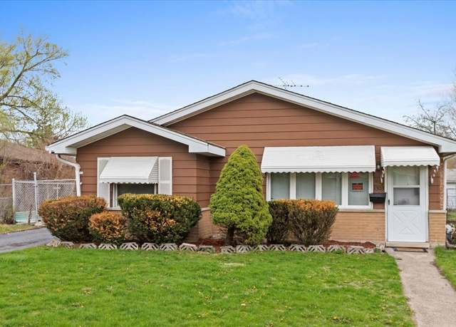 Property at 1303 Balmoral Ave, Calumet City, IL 60409, 3 beds, 1.5 baths