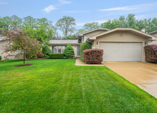 Property at 291 Georgetown Ave, Romeoville, IL 60446, 3 beds, 2 baths