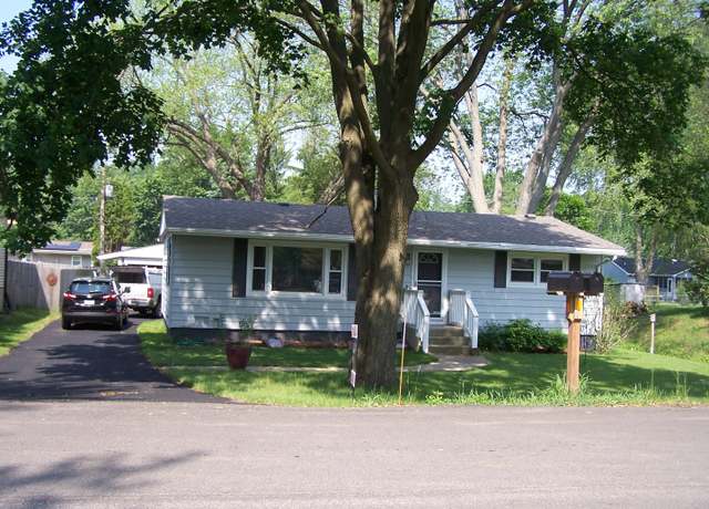 Property at 1711 Beach Rd, Mchenry, IL 60050, 3 beds, 1 bath