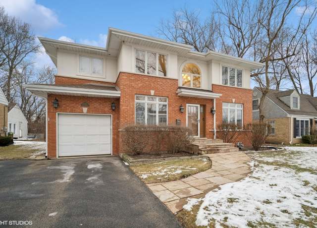 Property at 2018 Illinois Rd, Northbrook, IL 60062, 4 beds, 4 baths