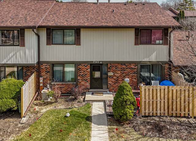 Property at 7342 Winthrop Way #6, Downers Grove, IL 60516, 3 beds, 1.5 baths