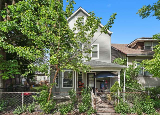 Property at 3322-24 N Kostner Ave, Chicago, IL 60641, 6 beds, 3.5 baths