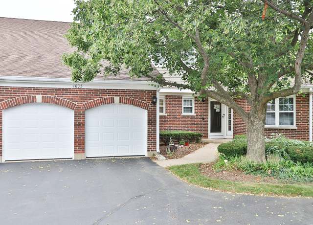 Property at 1003 Interloch Ct, Algonquin, IL 60102, 2 beds, 2.5 baths