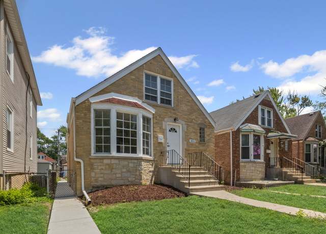Property at 3011 N Oak Park Ave, Chicago, IL 60634, 4 beds, 1.5 baths