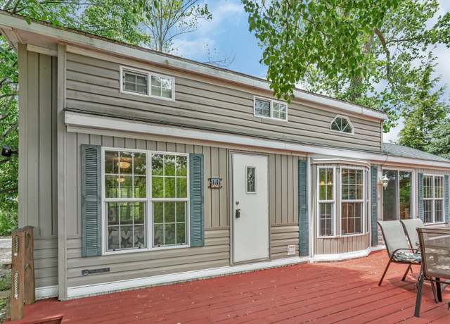 Property at 11 Lakeshore Dr, Wilmington, IL 60481, 1 bed, 1 bath