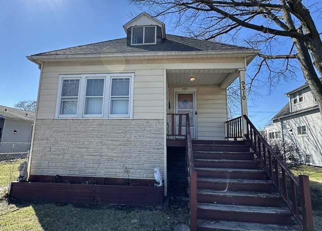 Property at 9310 S Albany Ave, Evergreen Park, IL 60805, 3 beds, 1 bath