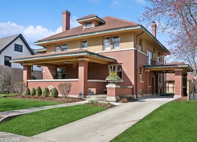 Property at 325 Linden Ave, Oak Park, IL 60302, 5 beds, 3.5 baths