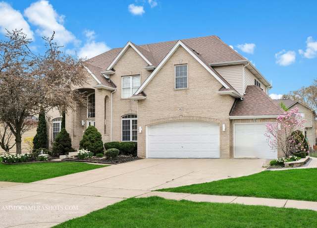 Property at 3421 Goldfinch Dr, Naperville, IL 60564, 5 beds, 4.5 baths