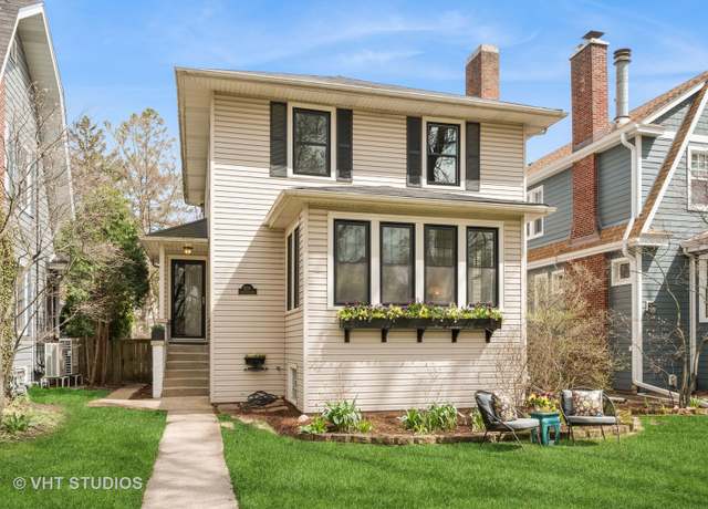Property at 2211 Lincolnwood Dr, Evanston, IL 60201, 4 beds, 3 baths