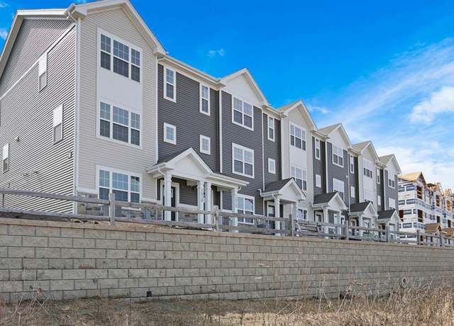 Property at 1552 Sequoia Way, Pingree Grove, IL 60140, 3 beds, 2.5 baths