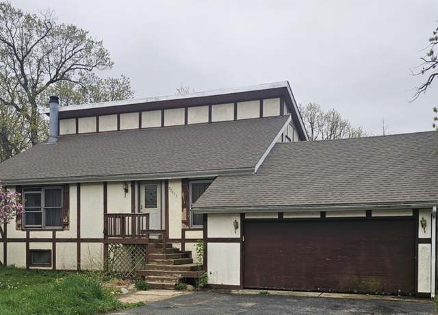 Property at 27833 W Bayview Dr, Ingleside, IL 60041, 3 beds, 2 baths