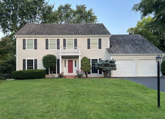 Property at 432 Whitney Dr, Barrington, IL 60010, 4 beds, 2.5 baths