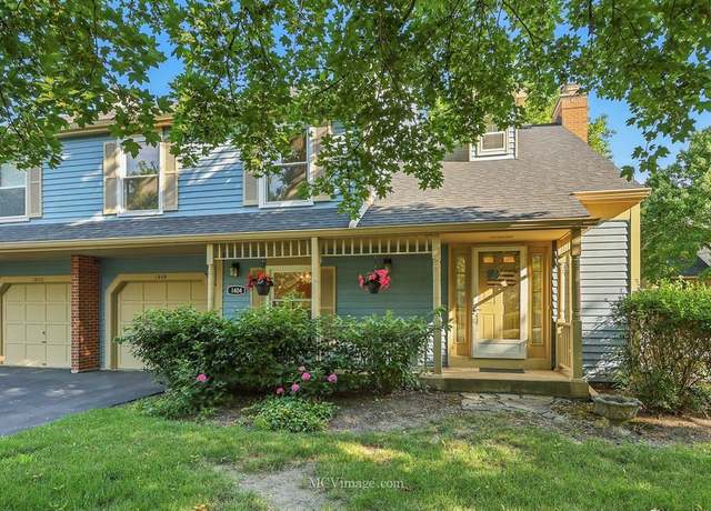 Property at 1404 Queensgreen Cir #1404, Naperville, IL 60563, 2 beds, 1.5 baths