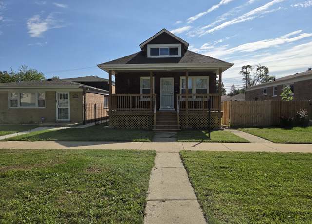 Property at 10133 S Aberdeen St, Chicago, IL 60643, 4 beds, 2 baths