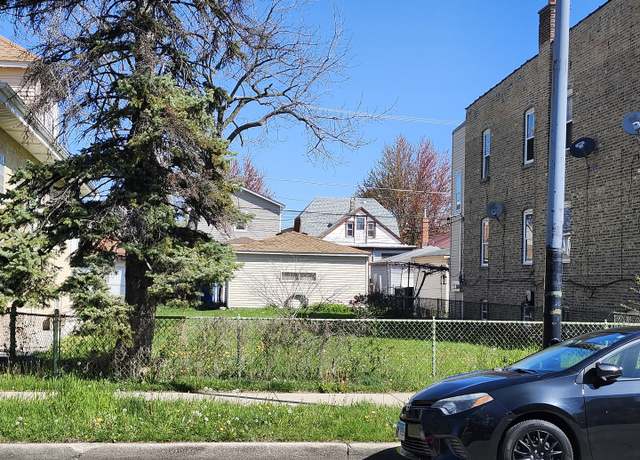 Photo of 5032 W Addison St, Chicago, IL 60641
