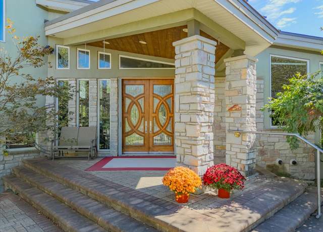 Property at 1237 Marcella Ct, Sun Prairie, WI 53590, 5 beds, 4 baths