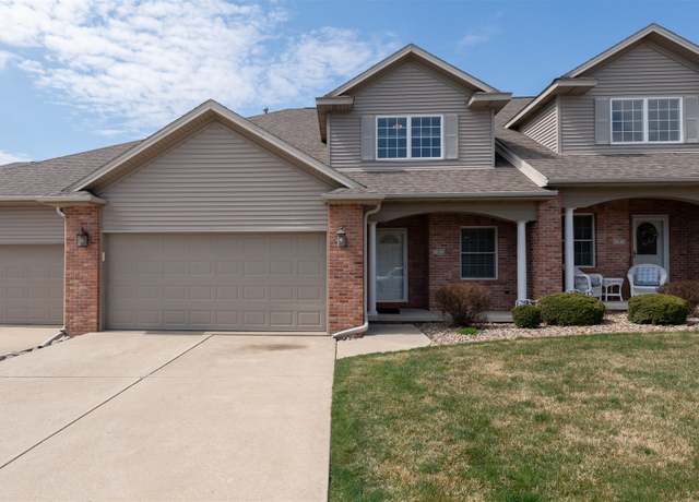 Property at 5 Laurel Wood Dr #2, Bloomington, IL 61704, 3 beds, 2.5 baths