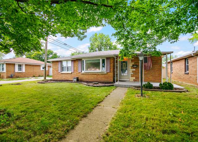 Property at 675 E Broadway St, Bradley, IL 60915, 3 beds, 1 bath