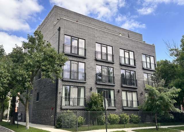 Property at 35 S Hoyne Ave Unit 4A, Chicago, IL 60612, 2 beds, 2 baths