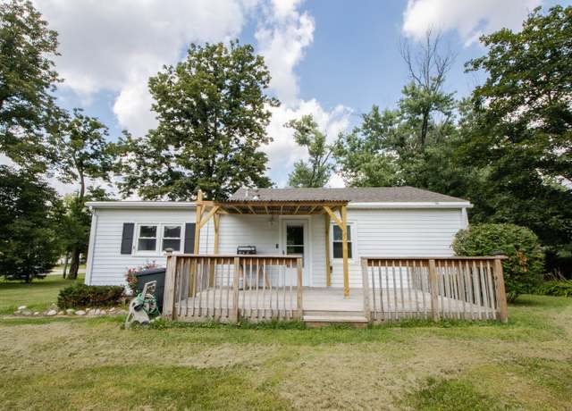 Property at 19429 114th Ave, Mokena, IL 60448, 2 beds, 1 bath